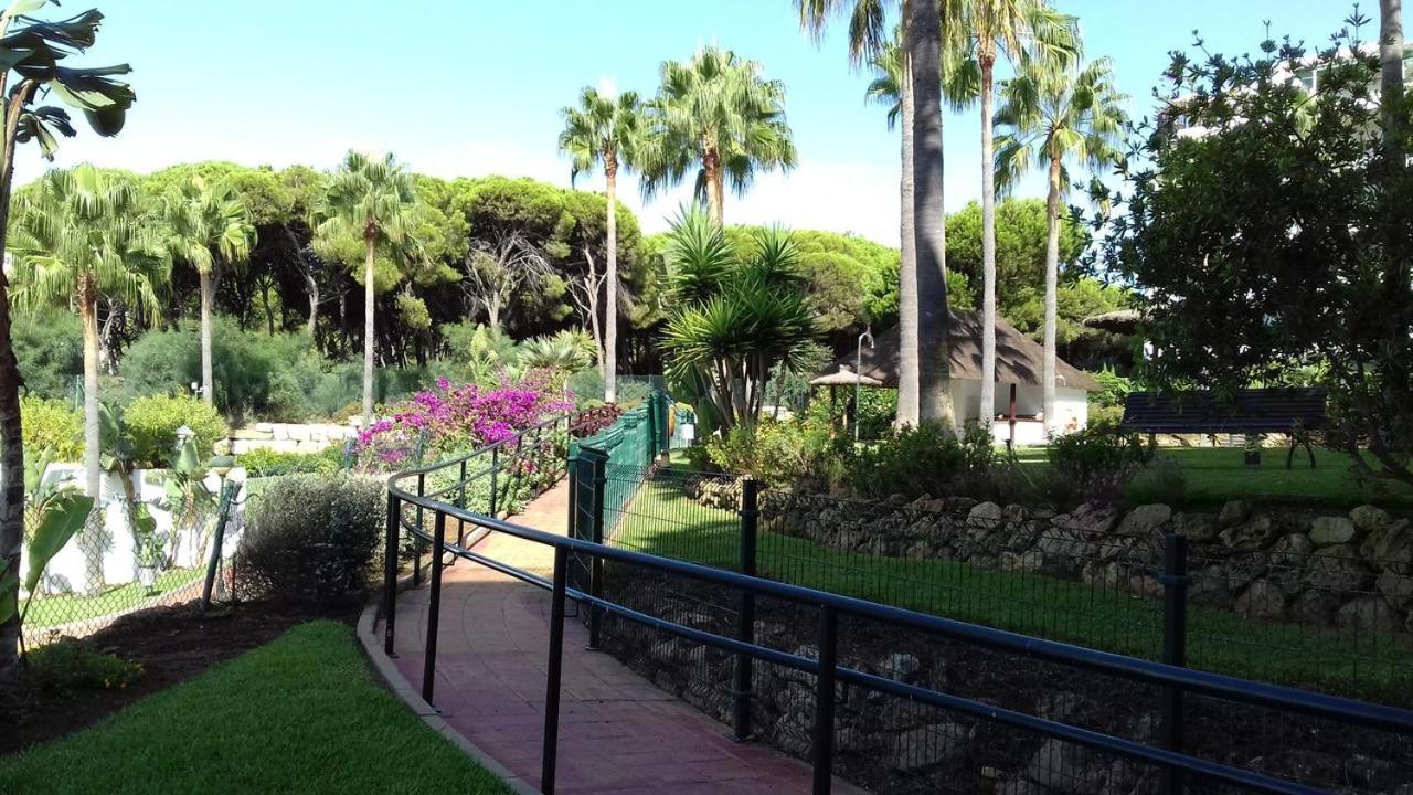 MI CAPRICHO, Beachfront, Grownfloor, Private Garden&Terrace Sitio de Calahonda Buitenkant foto