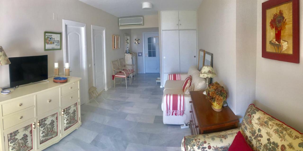 MI CAPRICHO, Beachfront, Grownfloor, Private Garden&Terrace Sitio de Calahonda Buitenkant foto